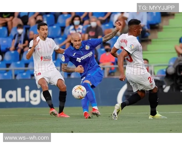 西班牙人对阵毕尔巴鄂赛后球员评分分析与比赛亮点总结